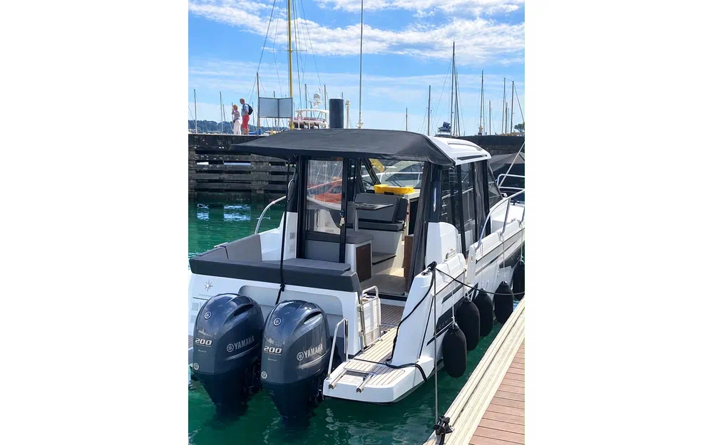 slider 2 Jeanneau Merry Fisher 895 Offshore