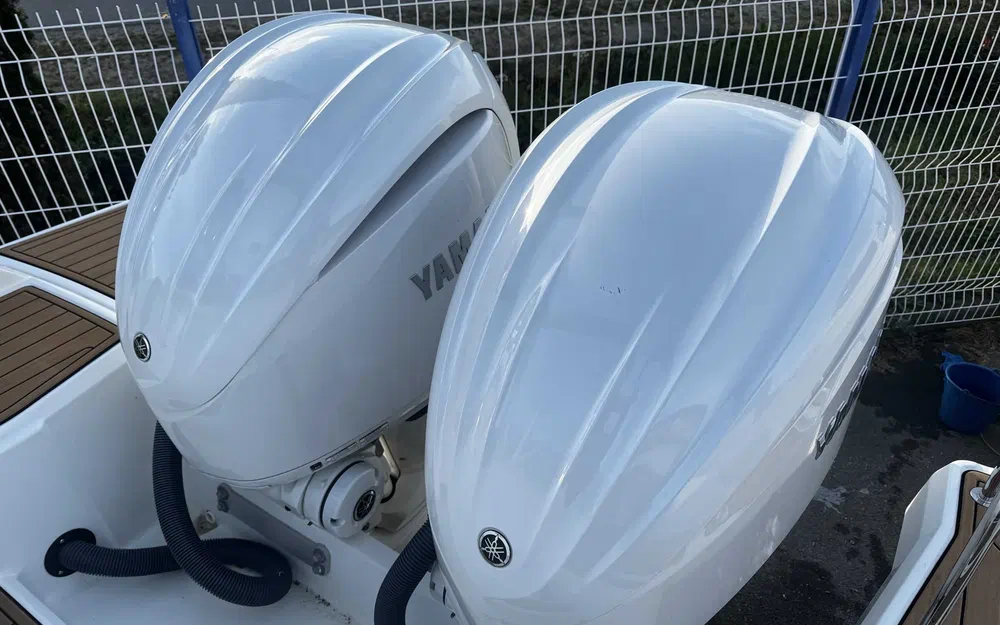 slider 4 Jeanneau Cap Camarat 9.0 WA