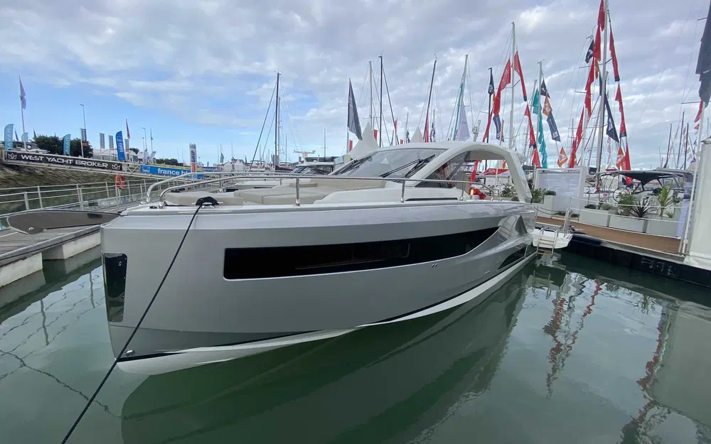 slider 2 Jeanneau DB 37
