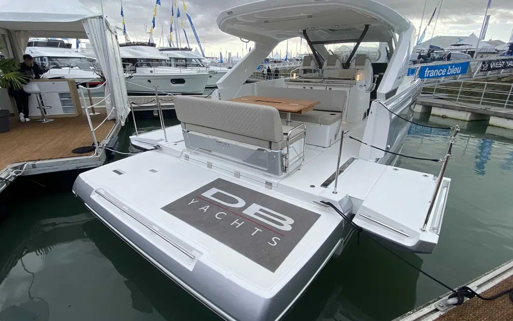 slider 4 Jeanneau DB 37
