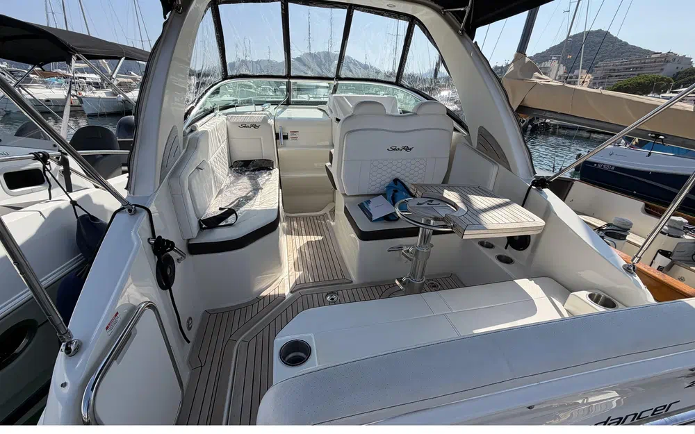slider 3 Sea Ray 265 Sundancer