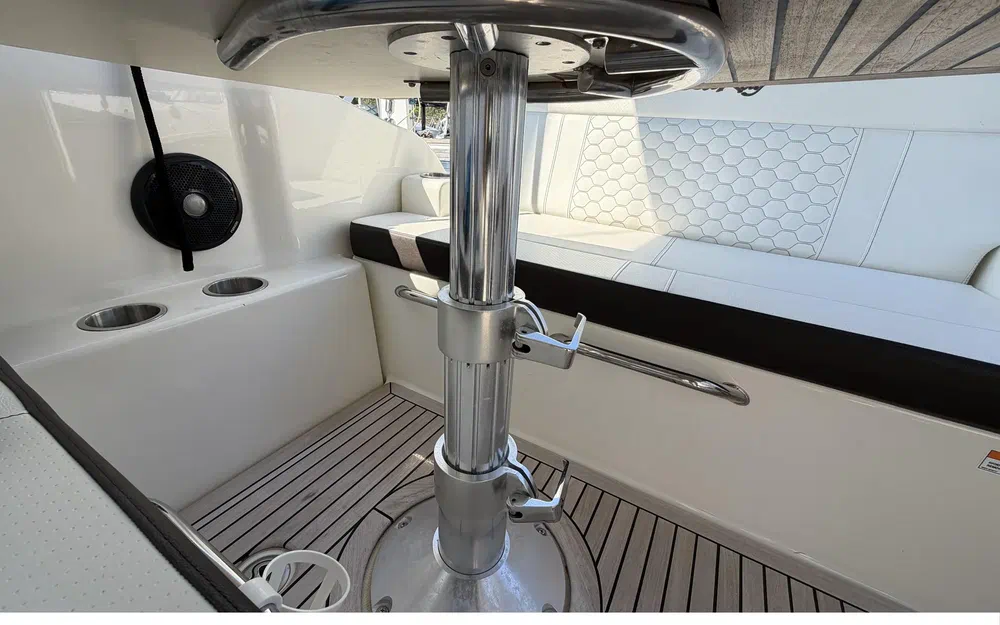slider 6 Sea Ray 265 Sundancer