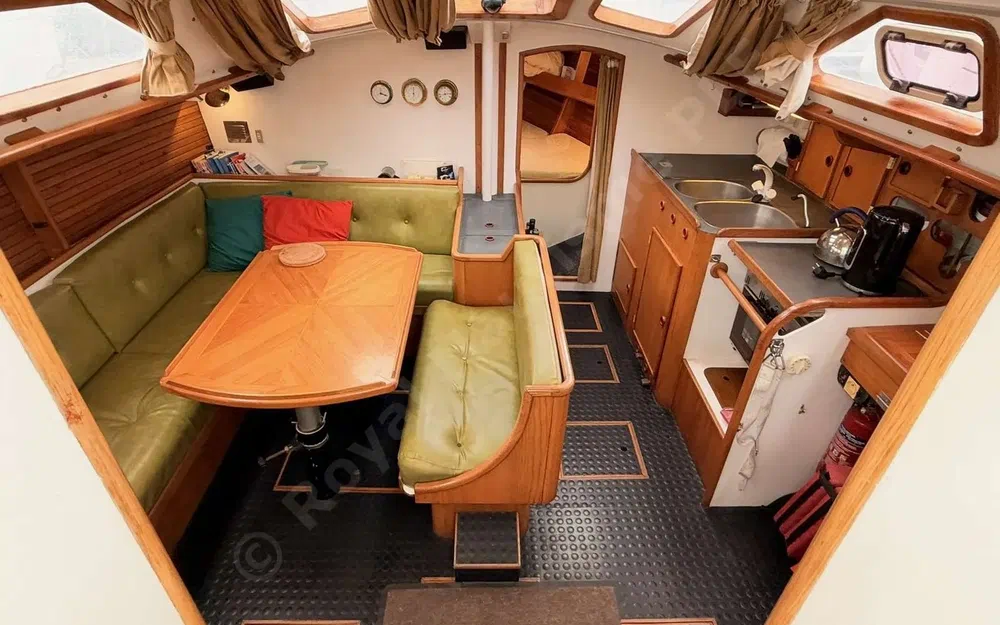 slider 12 Techniforme Yachting Selection Porto 37