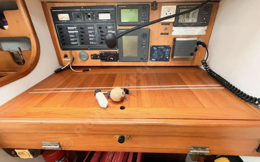 slider 18 Techniforme Yachting Selection Porto 37