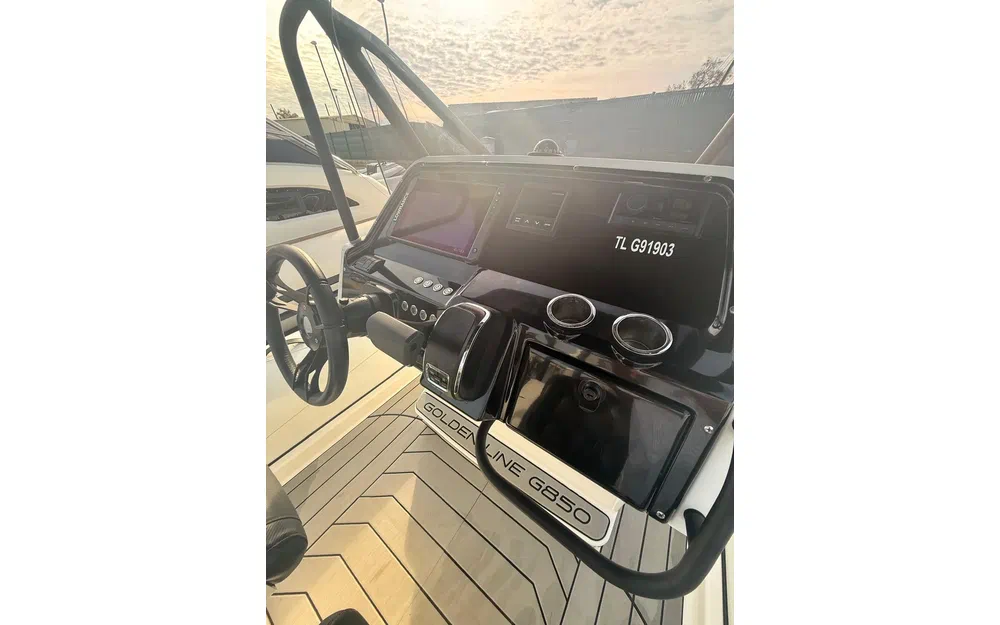slider 7 Grand Golden Line G850