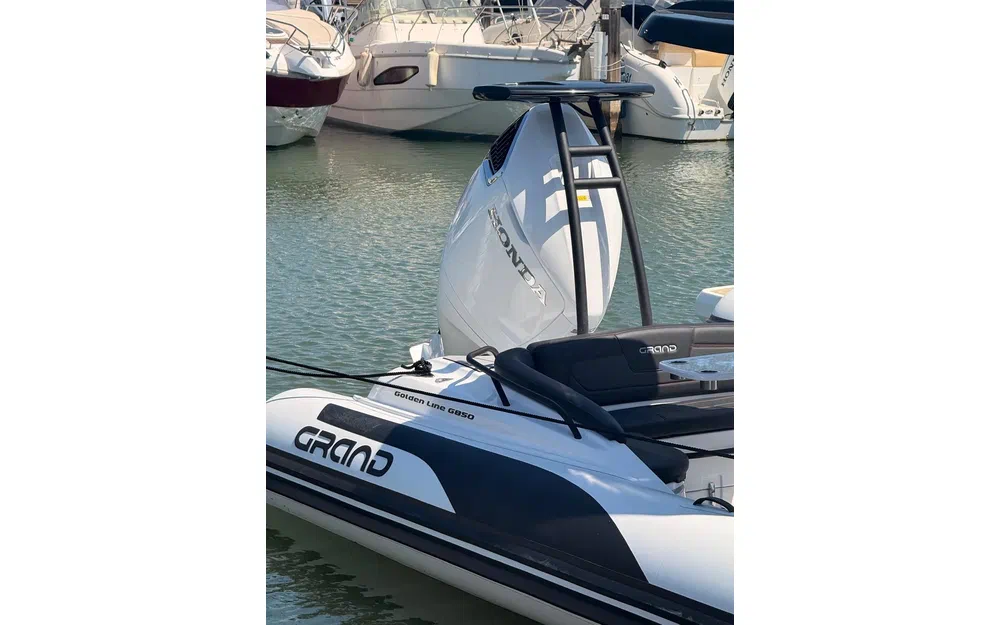 slider 9 Grand Golden Line G850
