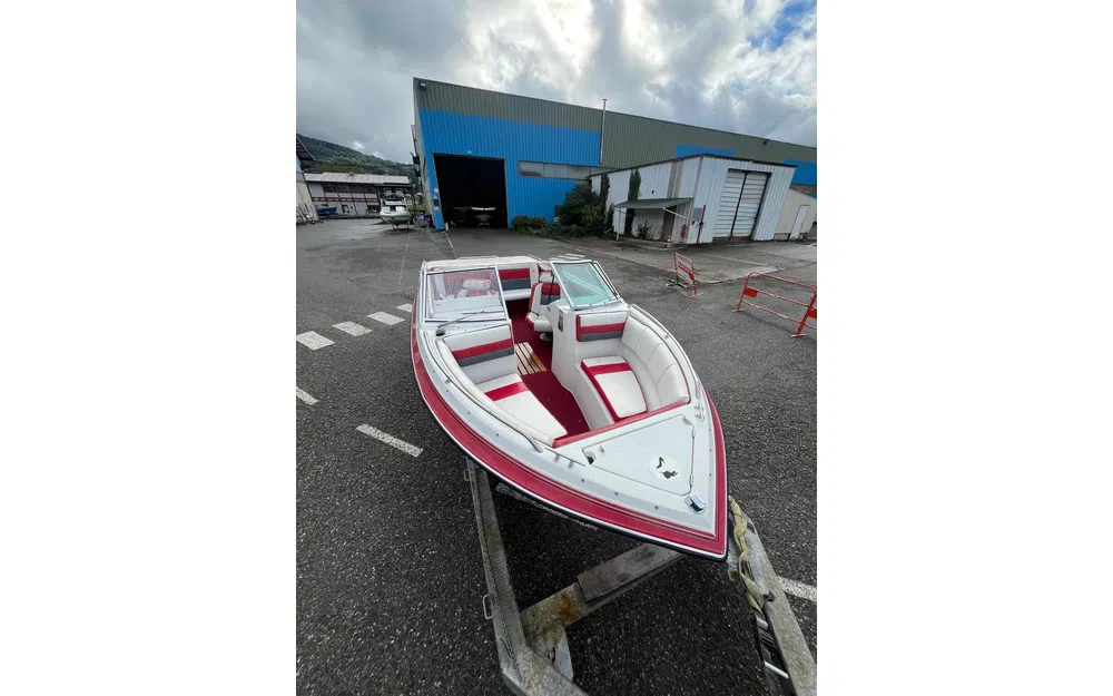 slider 4 Four Winns Horizon 200