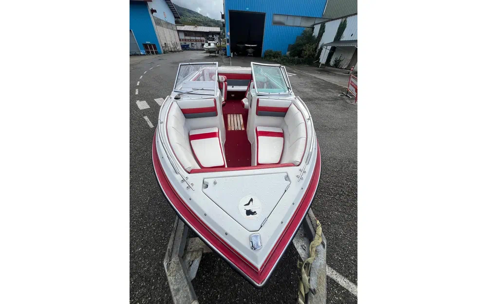 slider 5 Four Winns Horizon 200