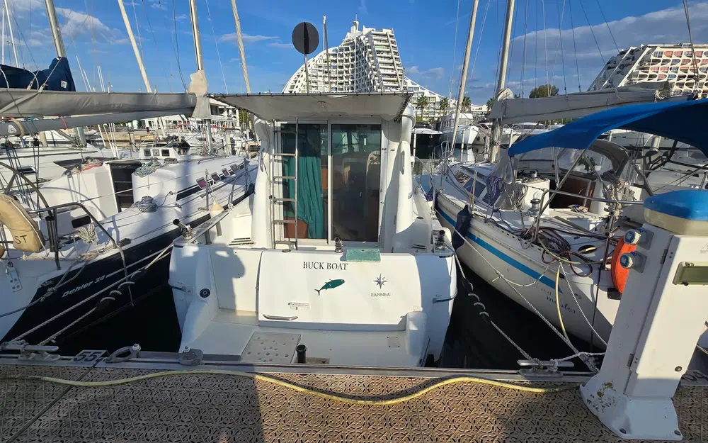 slider 0 Jeanneau Merry Fisher 805