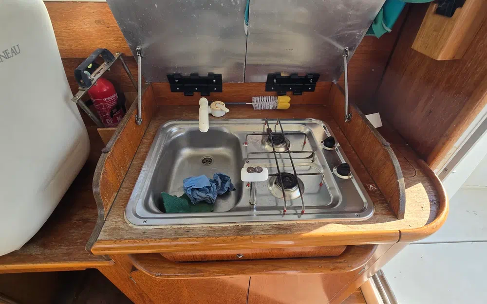 slider 25 Jeanneau Merry Fisher 805