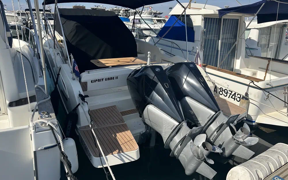 slider 6 Quicksilver Activ 875 Sundeck