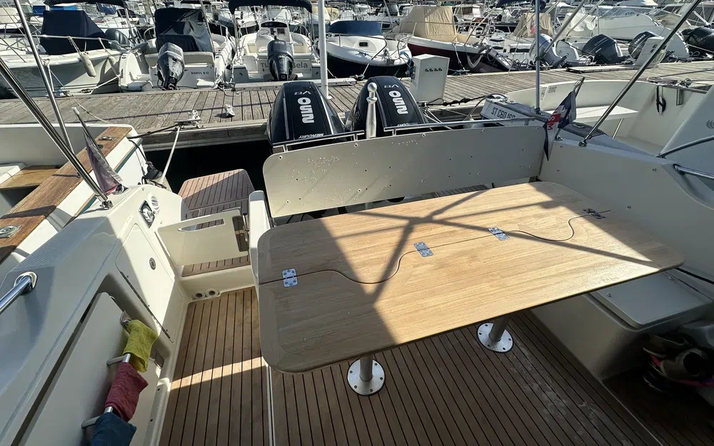 slider 2 Quicksilver Activ 875 Sundeck