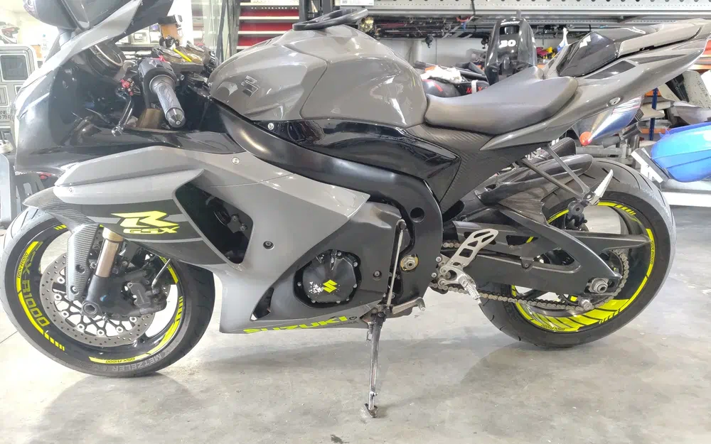 slider 2 Moto SUZUKI GSX-R1000