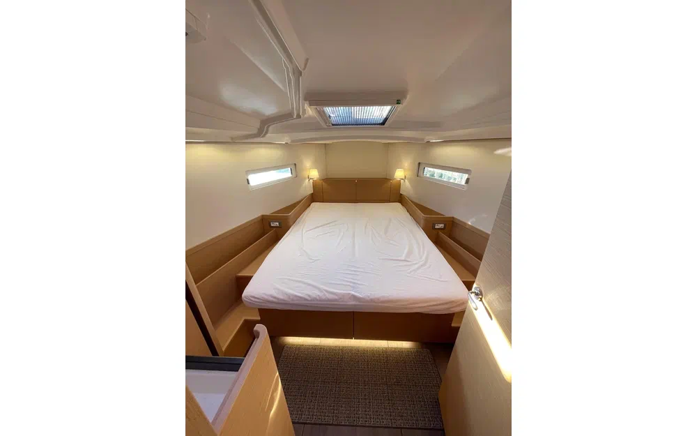 slider 15 Jeanneau Sun Odyssey 410