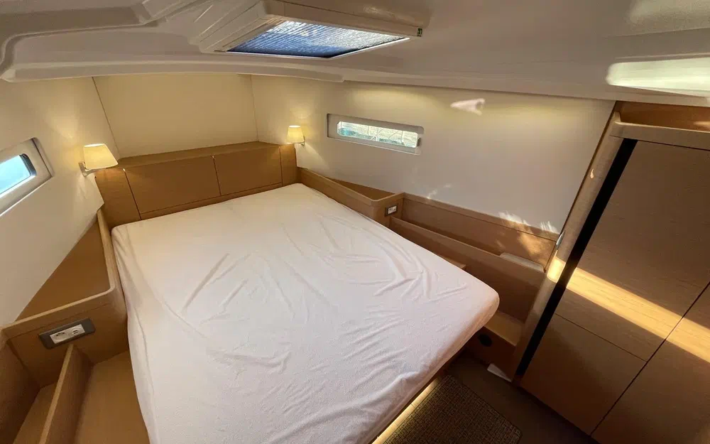 slider 17 Jeanneau Sun Odyssey 410