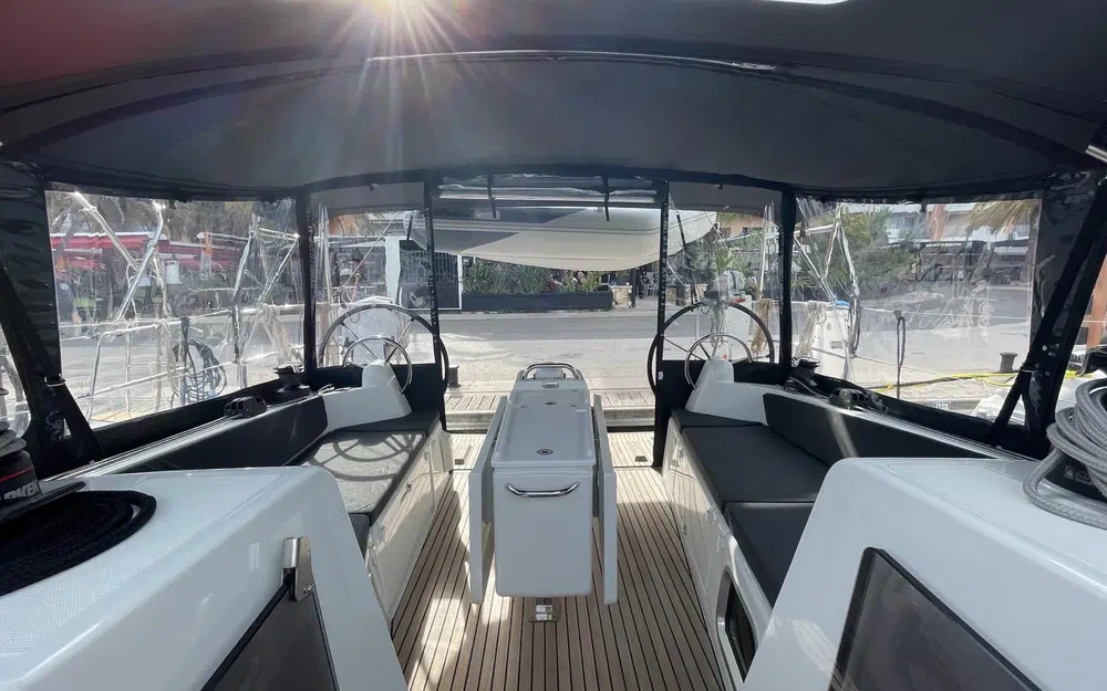 slider 5 Jeanneau Sun Odyssey 410