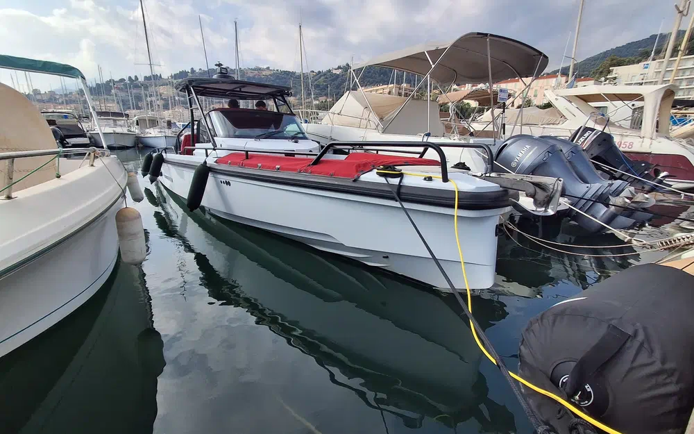 slider 1 Brabus Marine Shadow 500