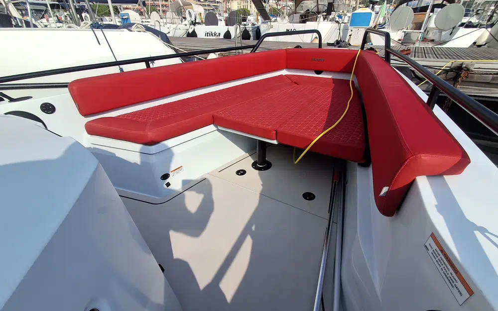 slider 5 Brabus Marine Shadow 500