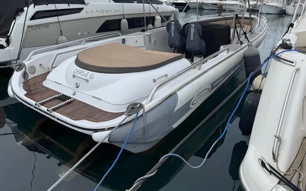 slider 2 Novurania Chase 38