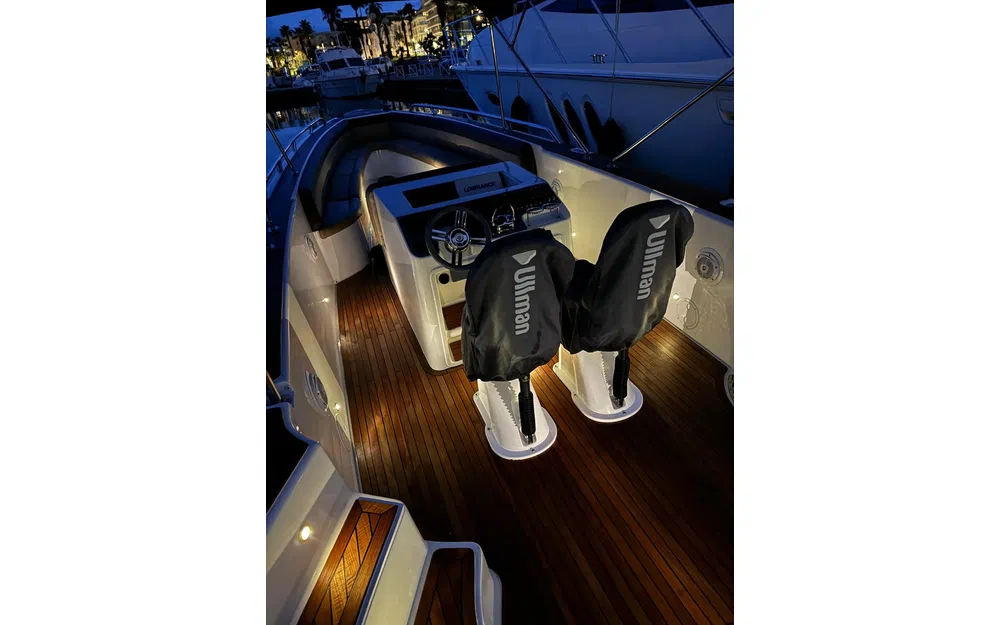 slider 7 Novurania Chase 38