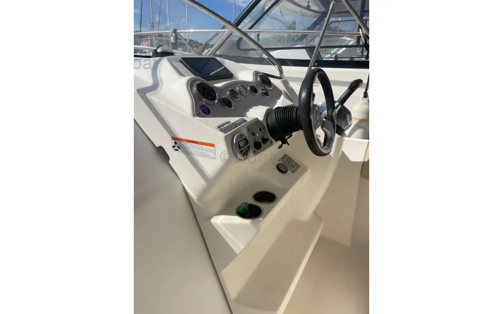 slider 7 Bayliner Avanti 8