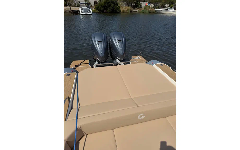 slider 2 Capelli Tempest 40
