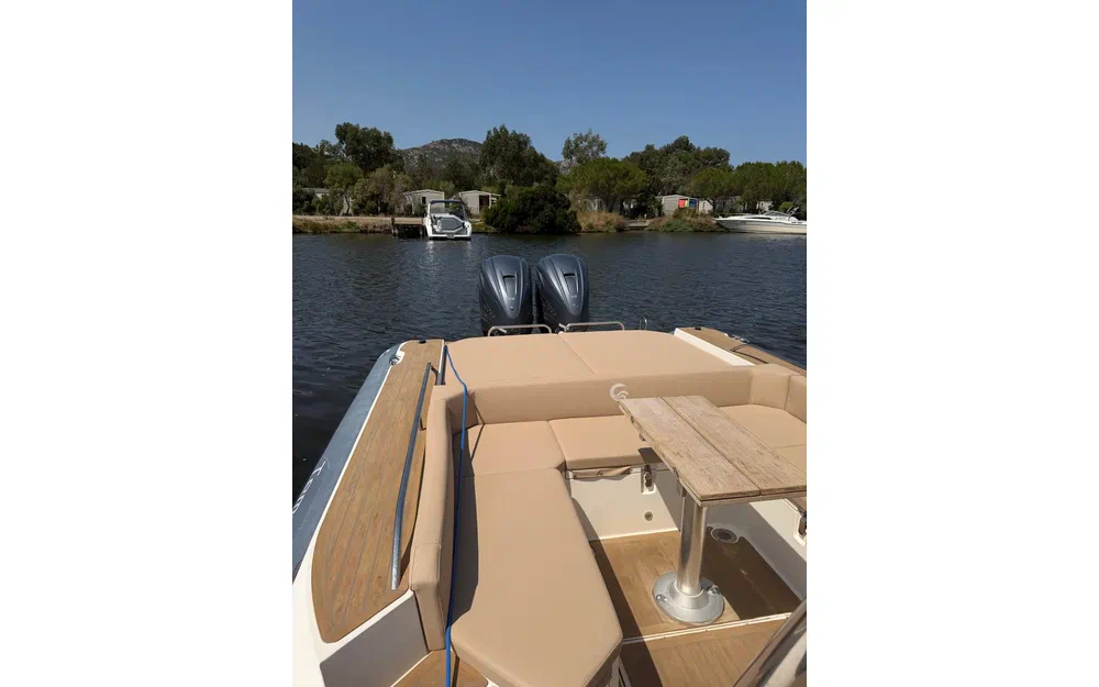 slider 4 Capelli Tempest 40