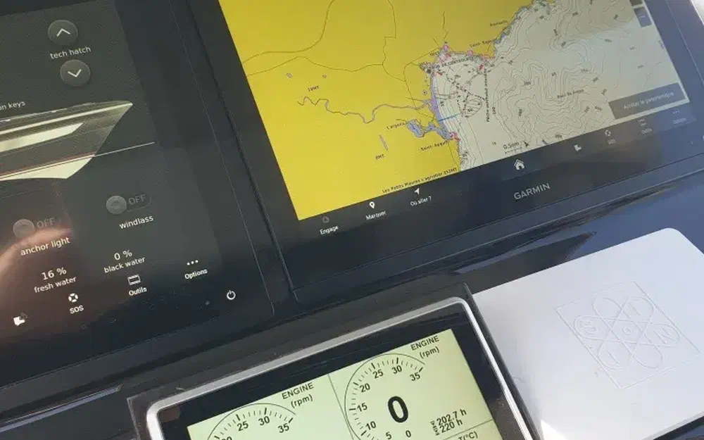 slider 13 Rio Yachts Daytona 50