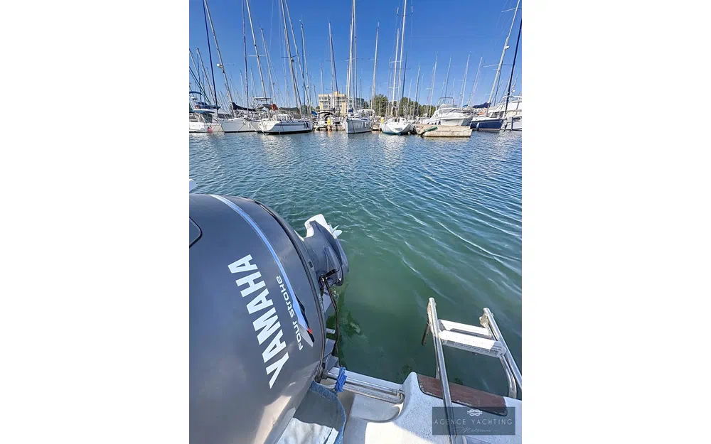 slider 14 B2 Marine Cap Ferret 502 Cc