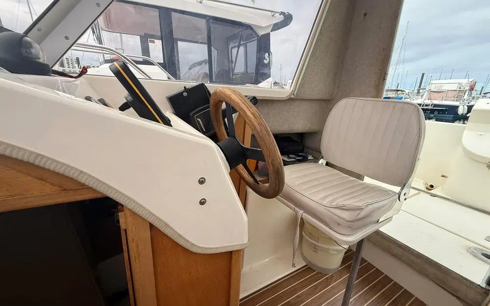 slider 10 Guymarine Evada 540