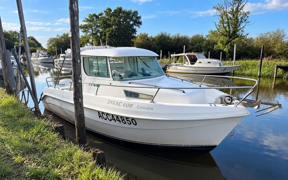 slider 0 Mery Nautic Eyrac 600