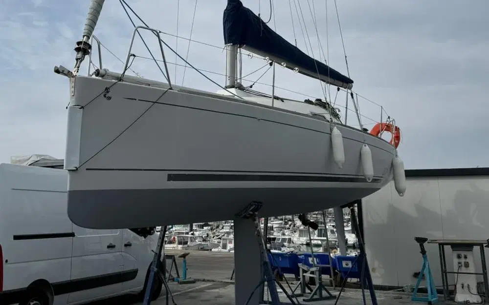 slider 11 Beneteau First 27.7