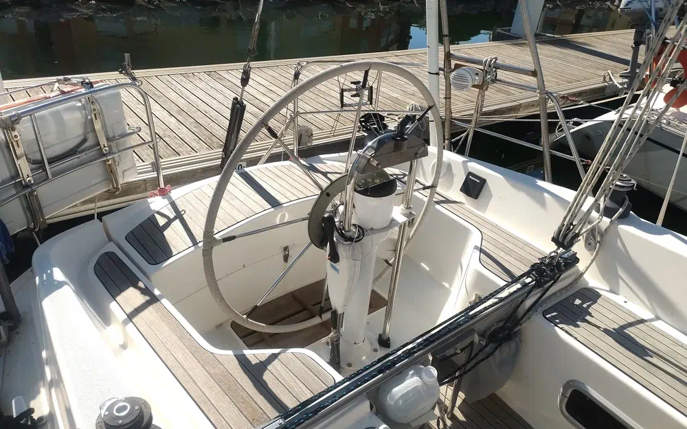 slider 16 Sigma Yacht Sigma 38