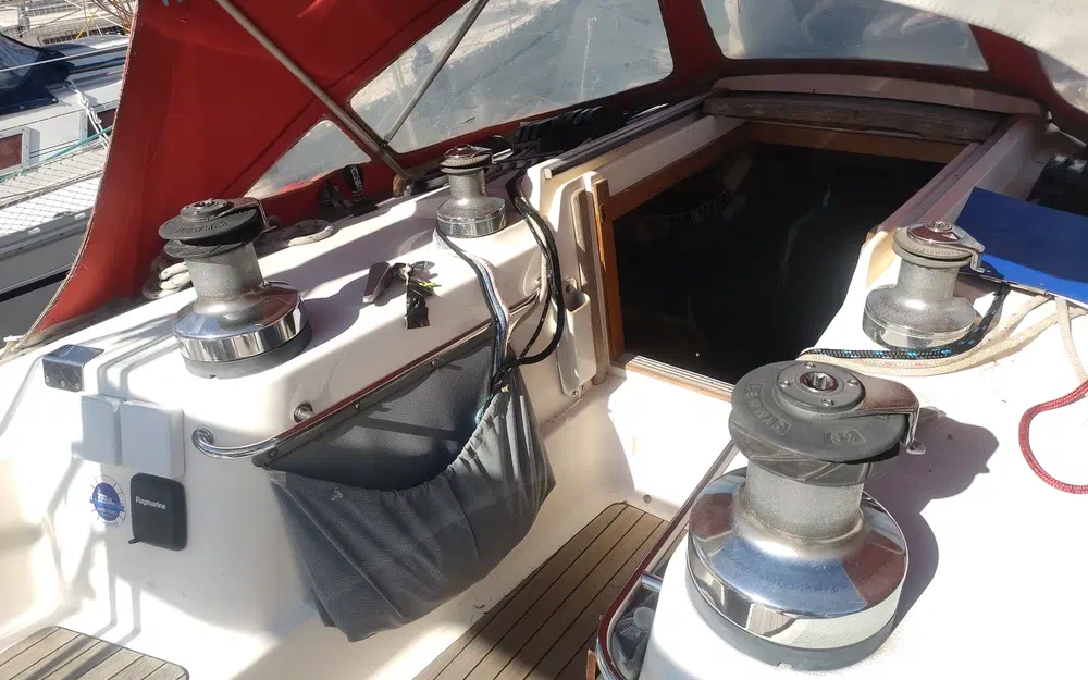slider 6 Sigma Yacht Sigma 38