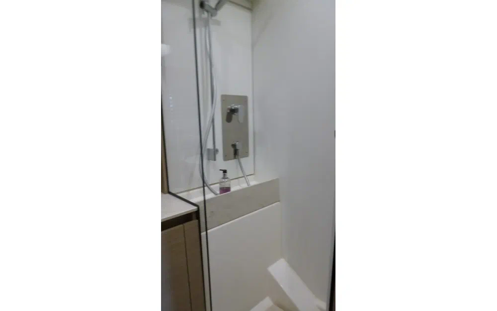 slider 18 Jeanneau Prestige 420 Fly