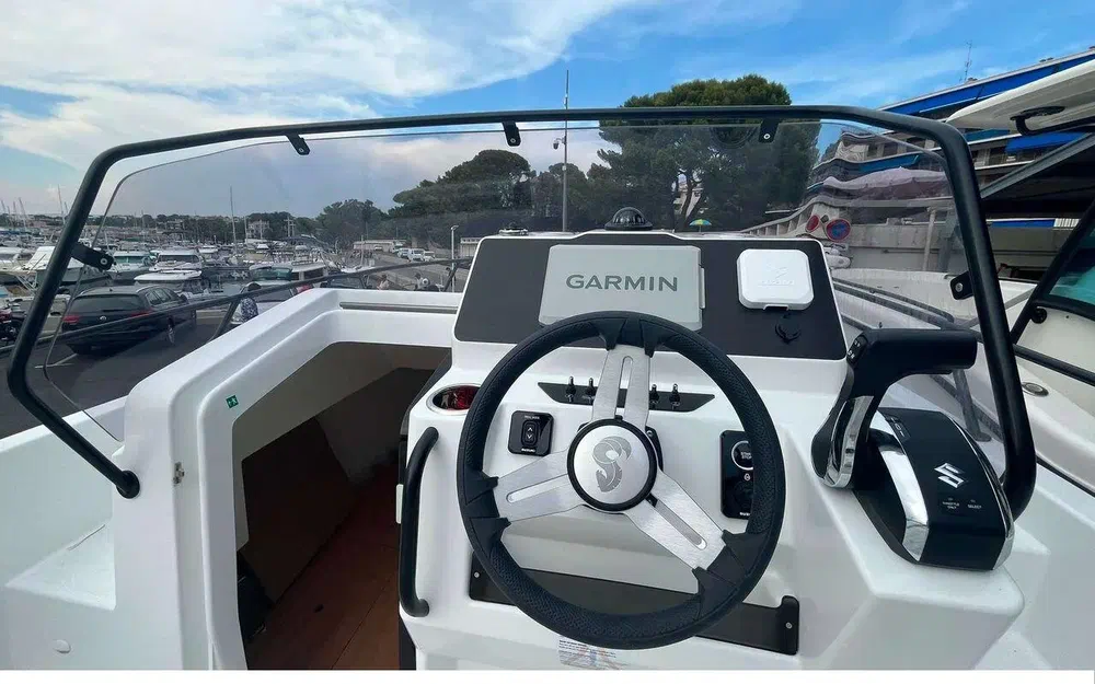 slider 2 Beneteau Flyer 7 SUNdeck