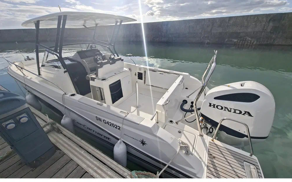 slider 2 Jeanneau Cap Camarat 7.5 WA