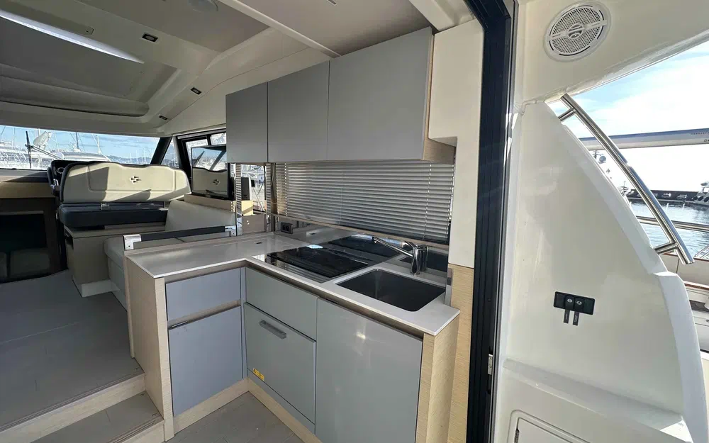 slider 14 Prestige Yachts 460 S