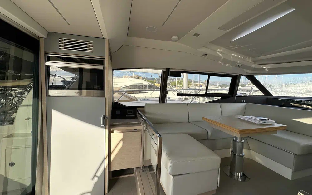 slider 16 Prestige Yachts 460 S