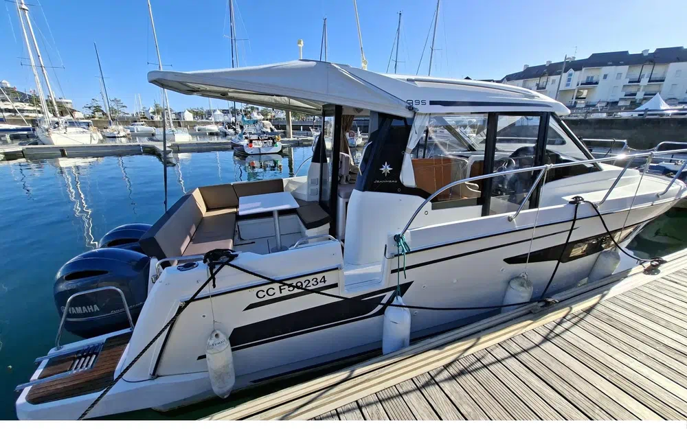 slider 13 Jeanneau Merry Fisher 895