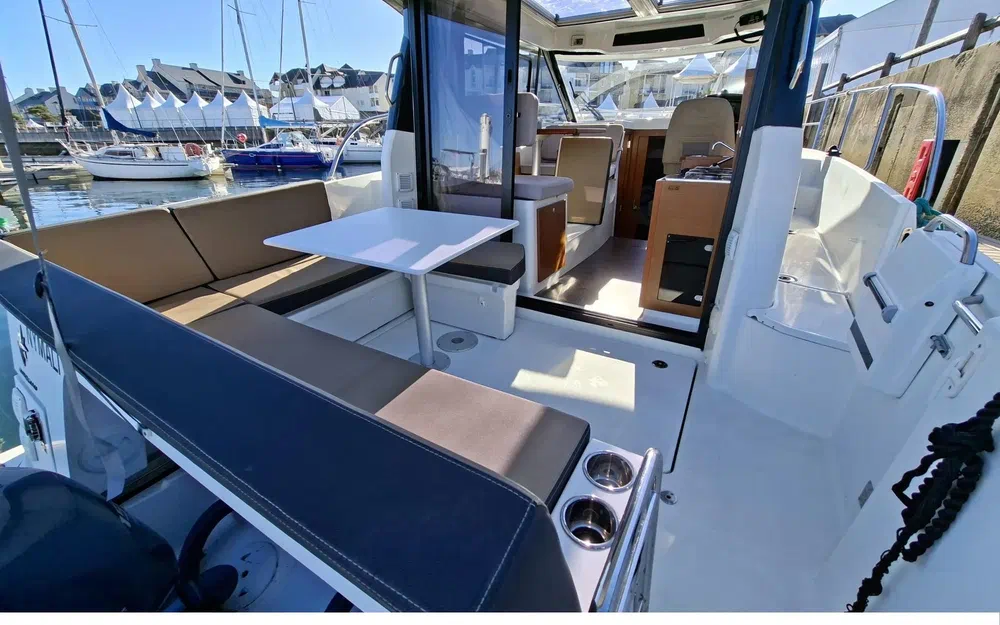 slider 8 Jeanneau Merry Fisher 895