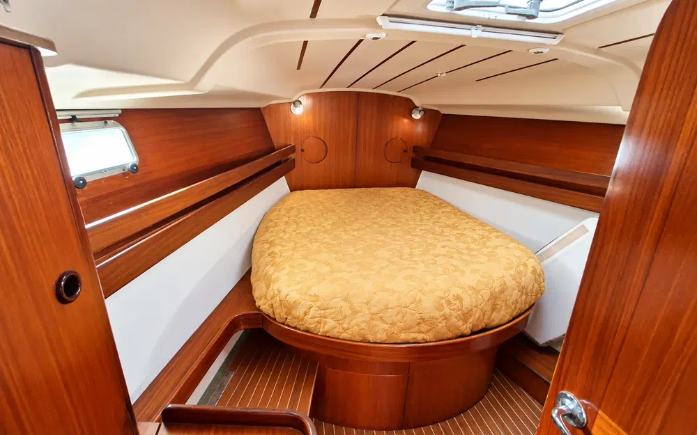 slider 12 Beneteau Oceanis 440