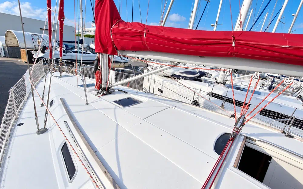 slider 5 Beneteau Oceanis 440
