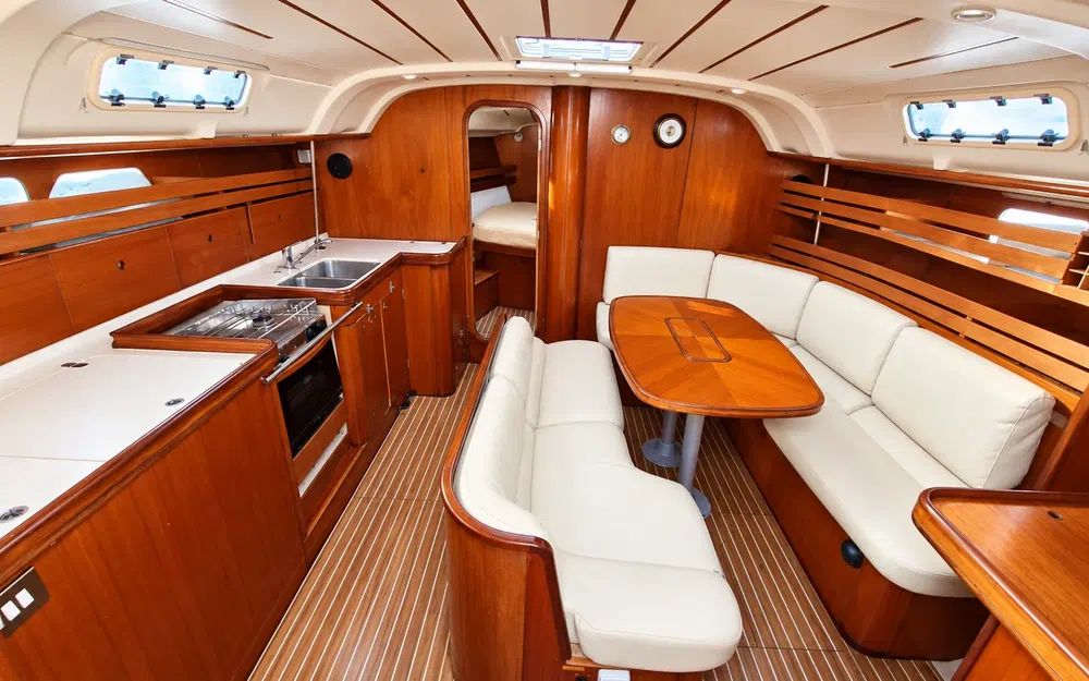 slider 11 Beneteau Oceanis 440