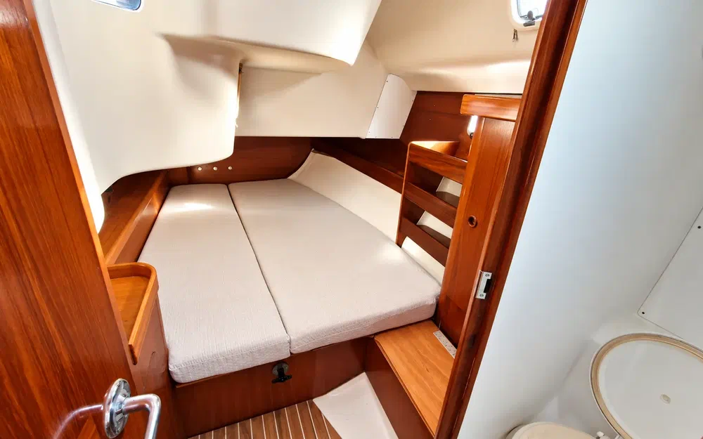 slider 14 Beneteau Oceanis 440