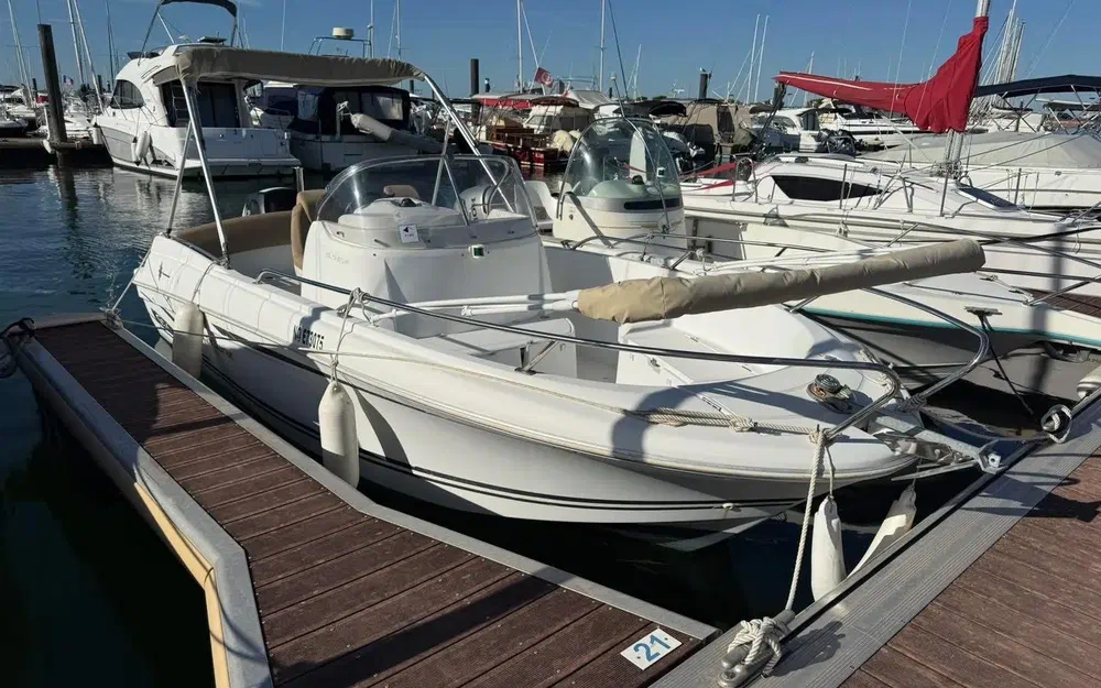 slider 1 Jeanneau Cap Camarat 6.5 CC
