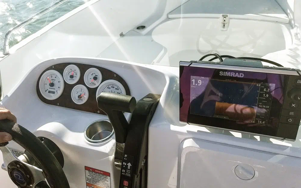 slider 3 Olympic Boat 520 CC