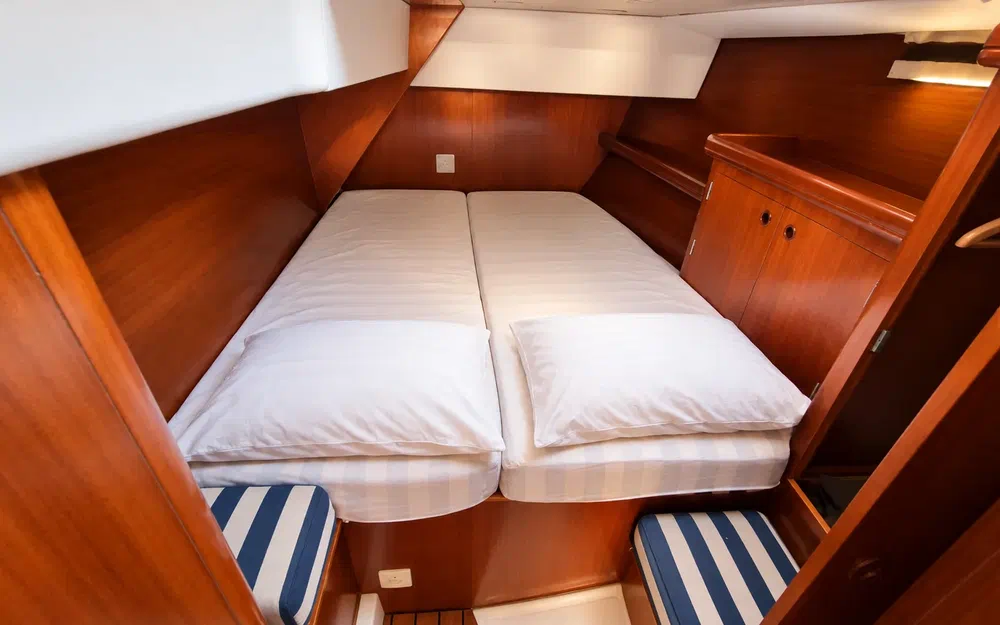 slider 15 Beneteau 50