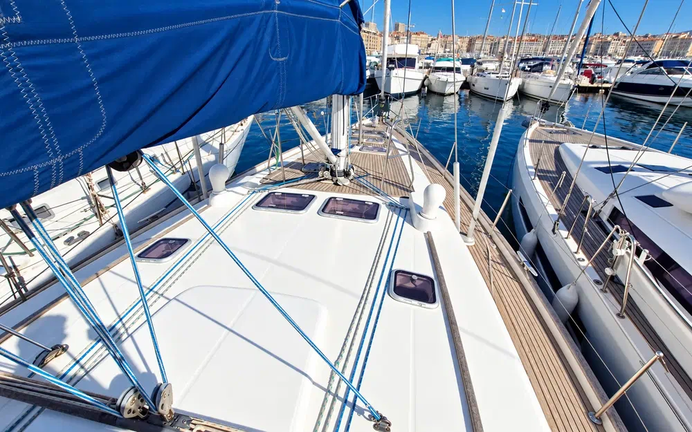 slider 6 Beneteau 50