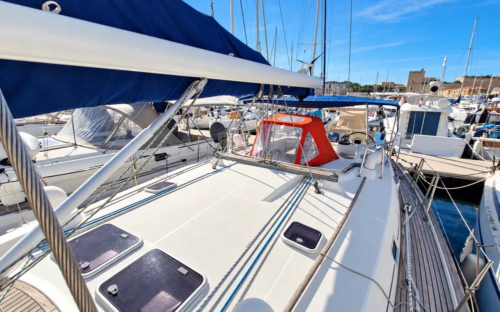 slider 7 Beneteau 50